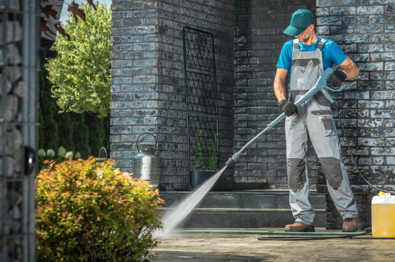 Concrete and Masonry Cleaning